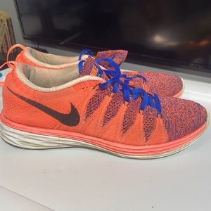 Nike lunar flynit sneaker